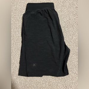 Lululemon shorts 7in inseam built in support